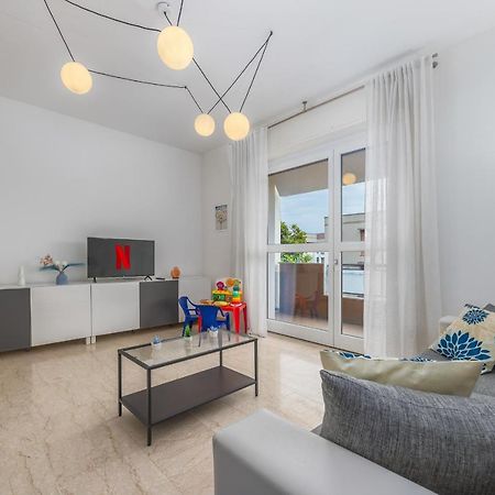 Niguarda-Zara Xxl Home,Two Balconies,Wifi,Family Milan Exterior photo