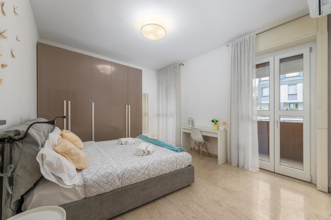 Niguarda-Zara Xxl Home,Two Balconies,Wifi,Family Milan Exterior photo