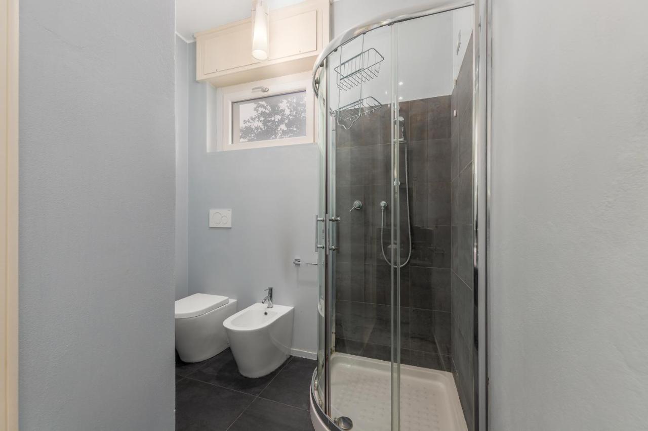 Niguarda-Zara Xxl Home,Two Balconies,Wifi,Family Milan Exterior photo
